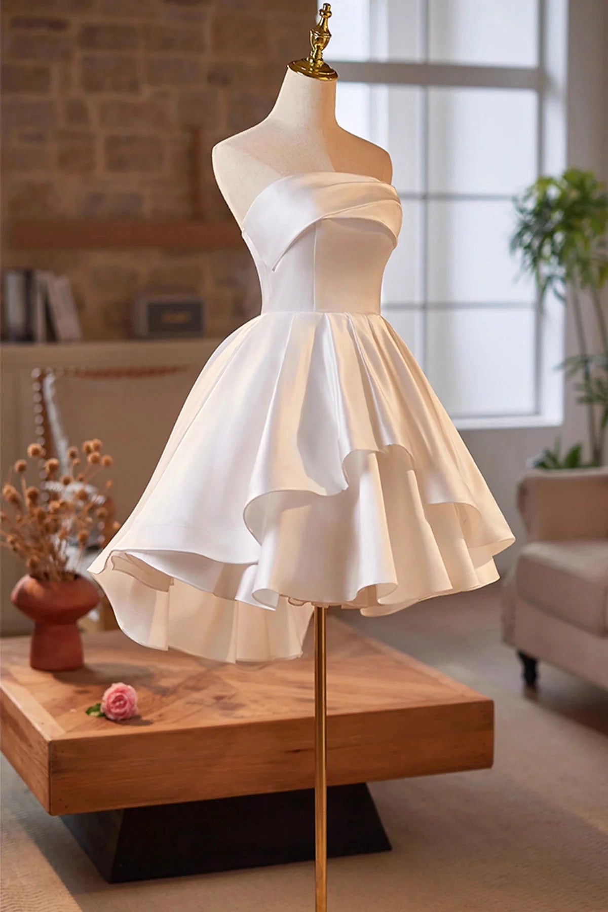 Strapless Satin Short Prom Dress White A-Line Evening Party Dress simple gentle atmospheric and unique desi Brin