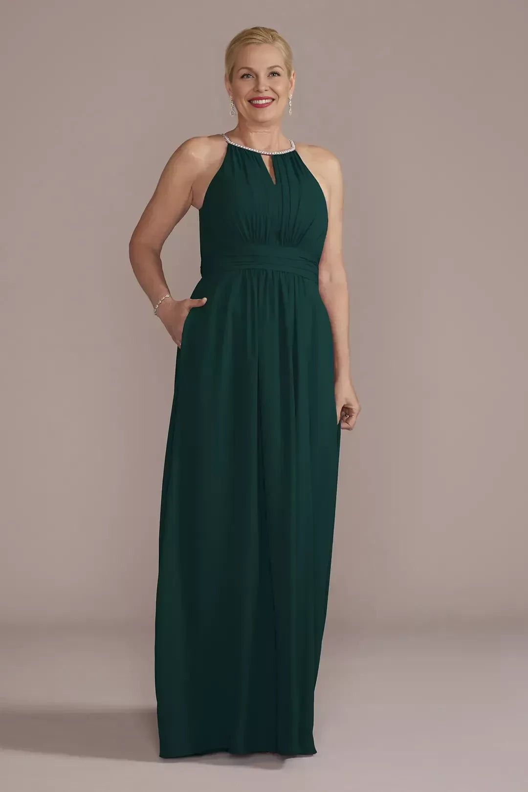 Stylish A Line Halter Neck Sleeveless Ruched Back Floor Length Mother of the Bride Dress