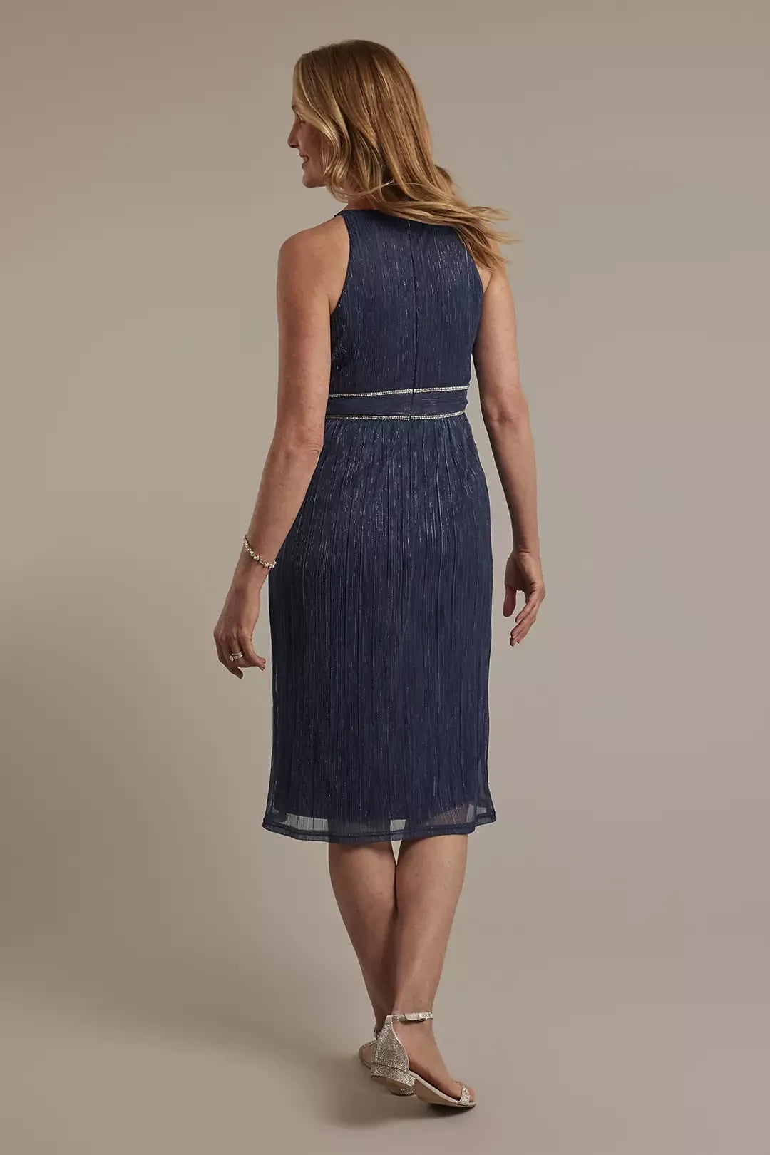 Stylish A Line Keyhole Neck Sleeveless Ruched Back Midi Length Mother of the Bride Dress