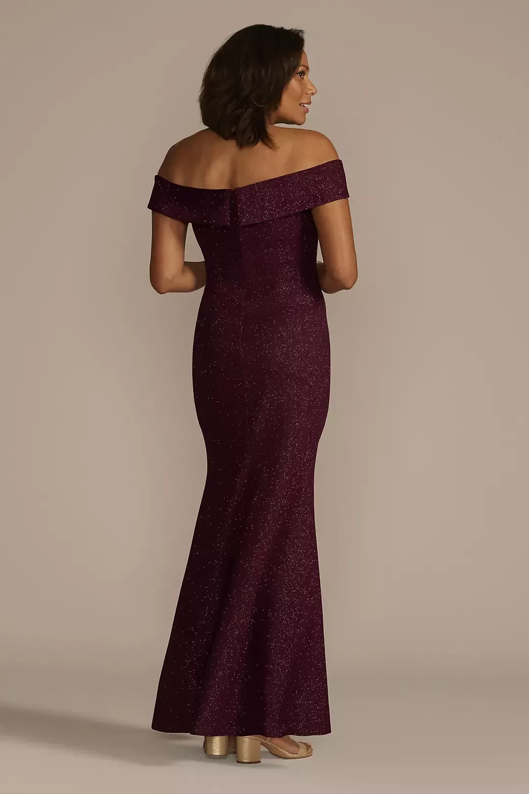 Stylish Mermaid Off Shoulder Short Sleeve Ruched Back Floor Length Mother of the Bride Dress