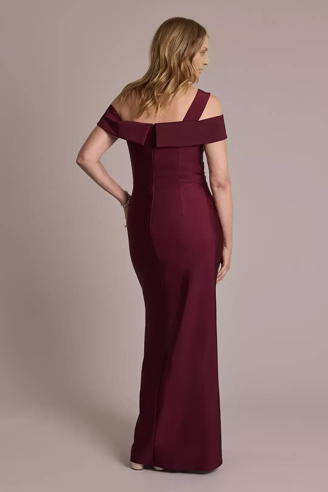 Stylish Mermaid One Shoulder Short Sleeve Ruched Back Floor Length Mother of the Bride Dress