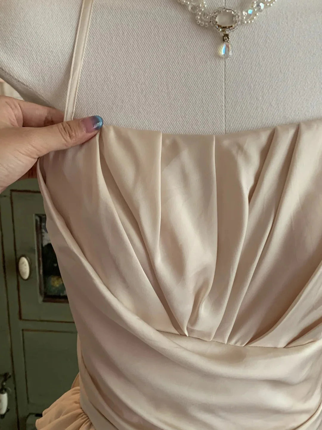 Sweet Cute Short Irregular Floral and Irregular Hem Chiffon Satin Homecoming Dress simple gentle atmospheric and unique desi Bring summer colors to enhance whiteness