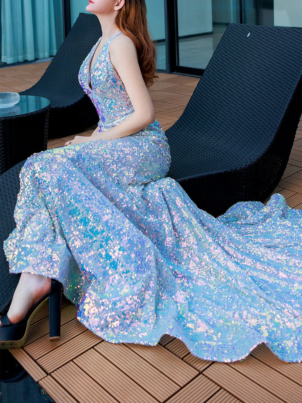 Trumpet V-Neck Sweep/Brush Train Evening Dresses with Sequin simple gentle atmospheric and unique desi Bring summer colors to enhance whiteness