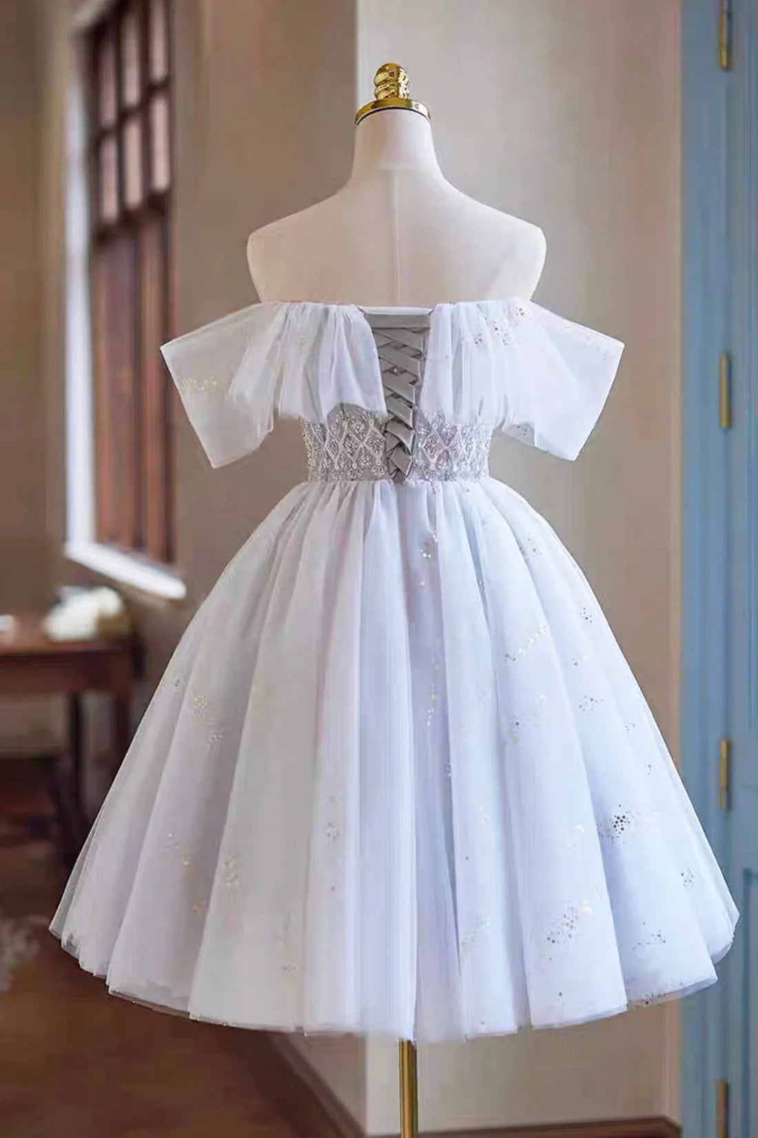 Tulle Sequins Short Prom Dress A-Line Off the Shoulder Evening Party Dress simple gentle atmospheric and unique desi Bring summe