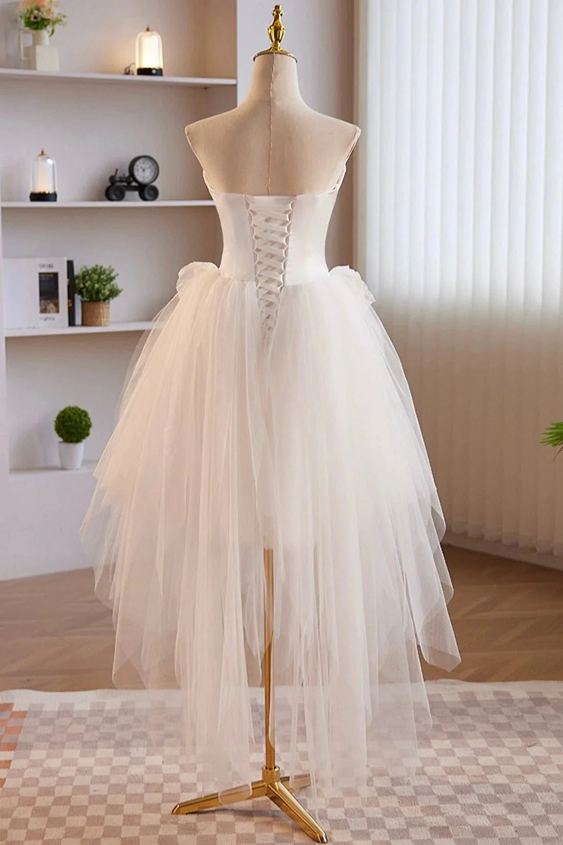 Unique White Strapless Irregular Tulle Short Prom Dress White Party Dress simple gentle atmospheric and unique desi Bring summer colors to enhance white