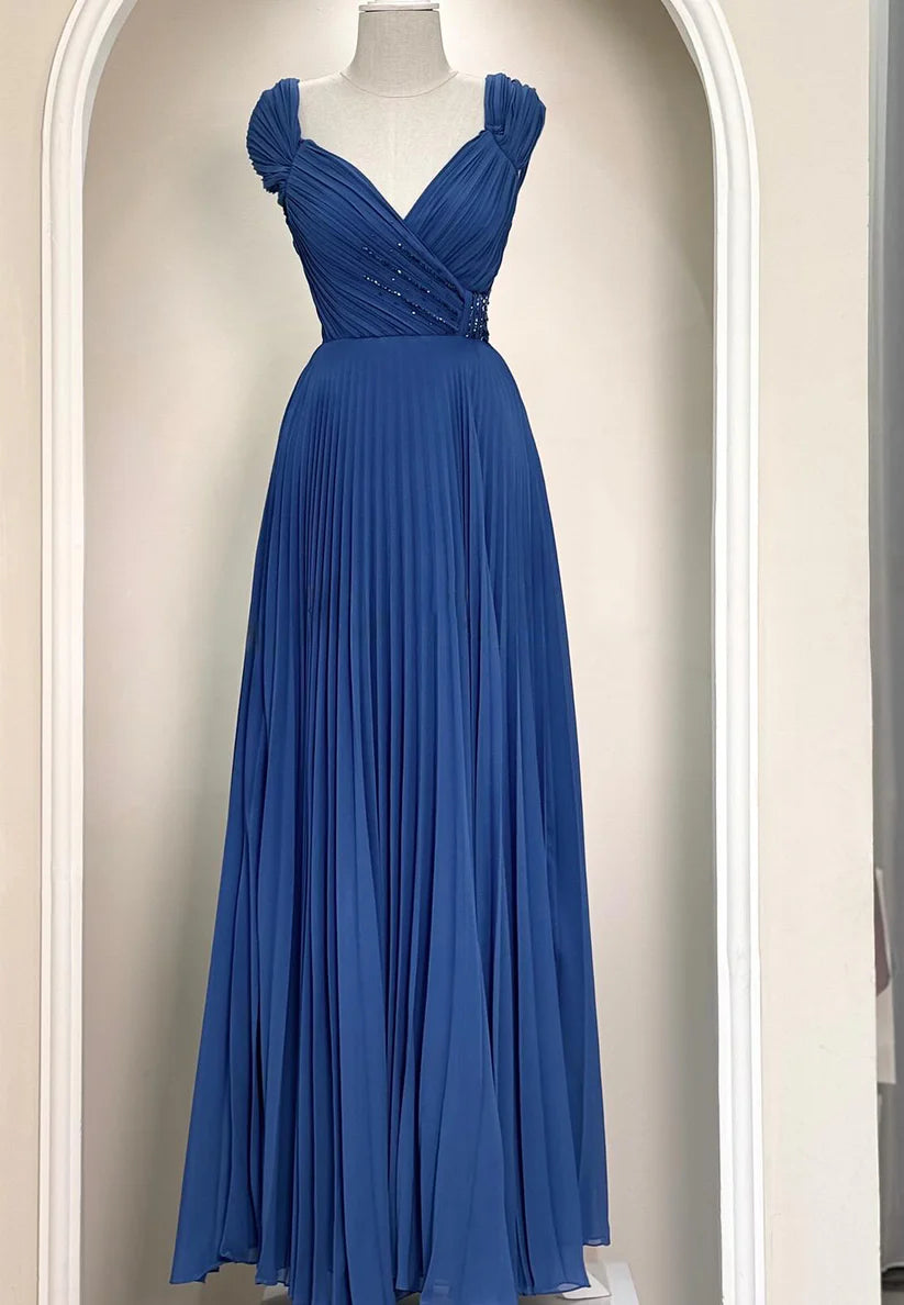 V-Neck Cap Sleeves Pleated Beaded A-Line Formal Dress simple gentle atmospheric and unique desi Bring summer colors to enhance whiteness