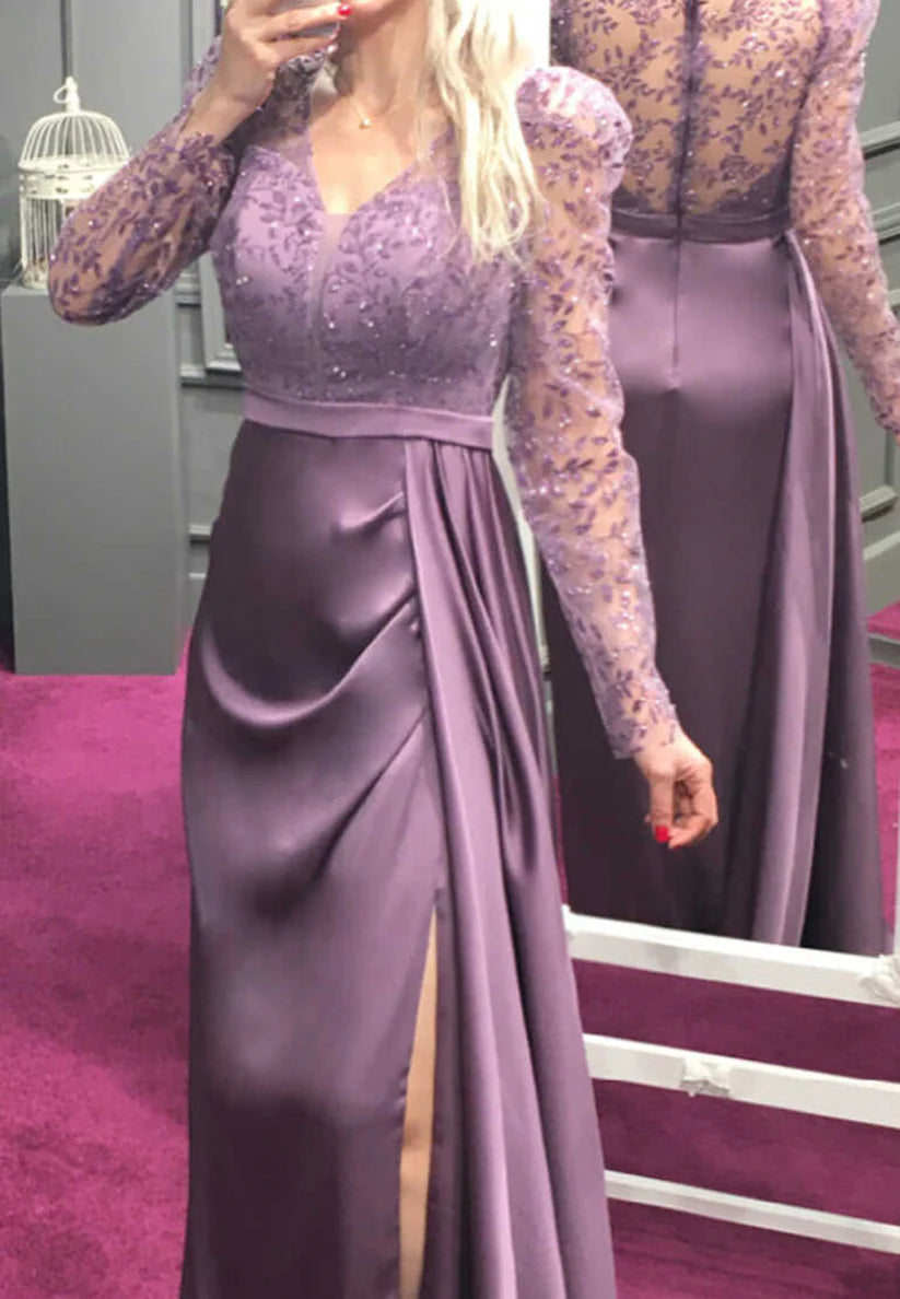 V-Neck Long Sleeves Appliques Pleated Sheath Mother of Bride Dress simple gentle atmospheric and unique desi Bring summer colors to enhance whiteness