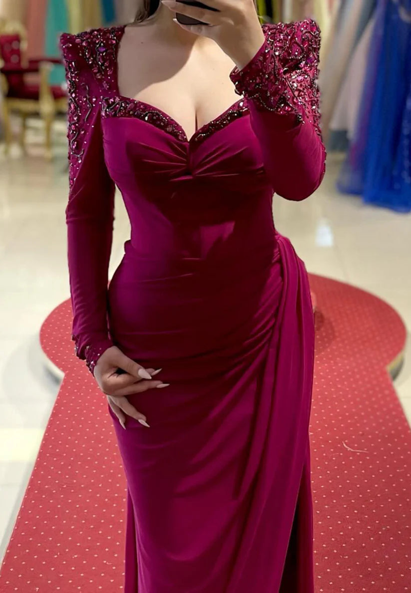 V-Neck Long Sleeves Beaded Ruched Mermaid Evening Dress simple gentle atmospheric and unique desi Bring summer colors to enhance whiteness