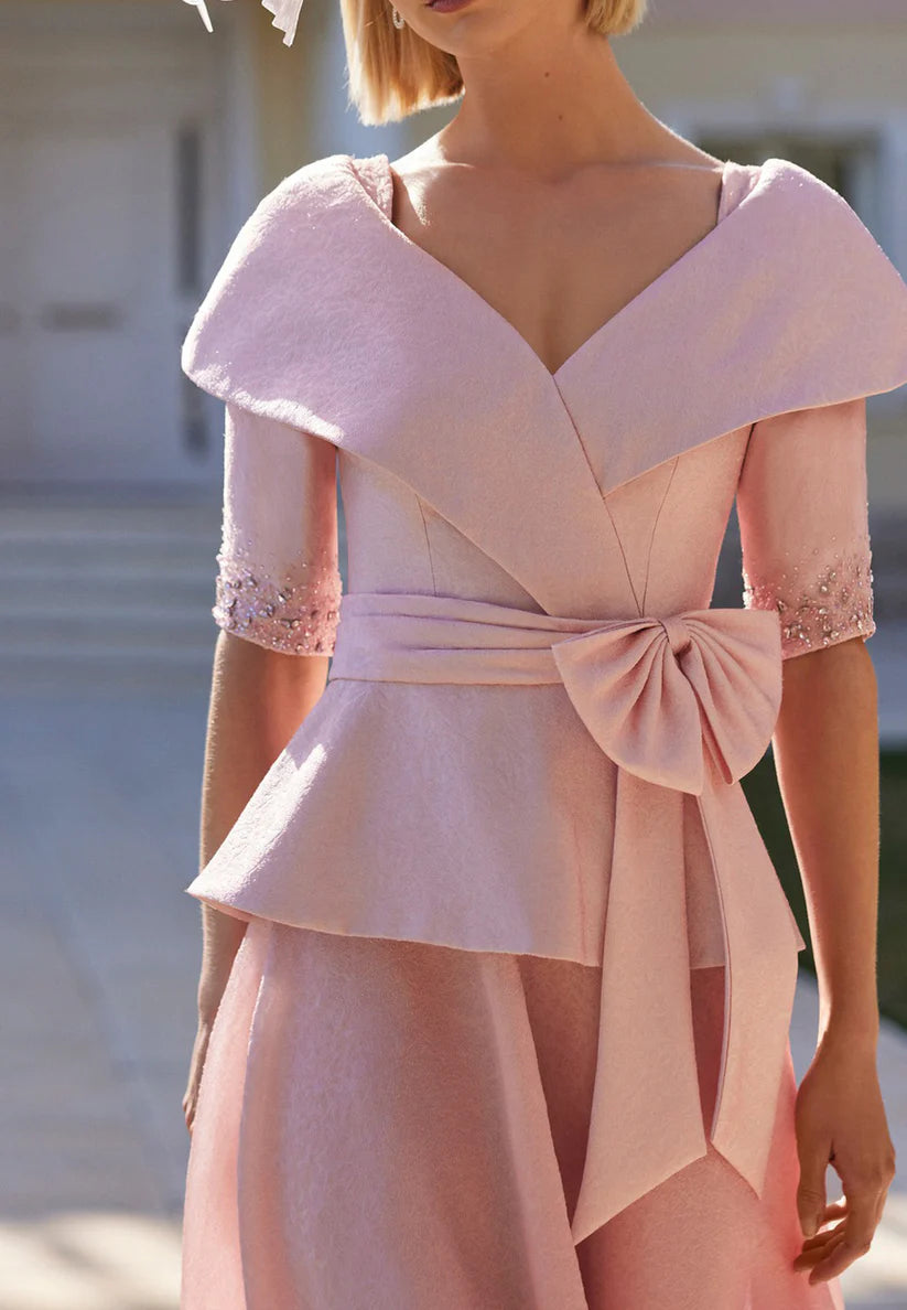 V-Neck Short Sleeves Bowknot A-Line Mother of Bride Dress simple gentle atmospheric and unique desi Bring summer colors to enhance whiteness ﻿