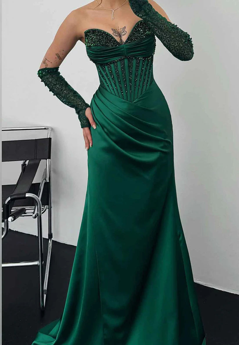 V-Neck Sleeveless Beaded Pleated Sheath Prom Dress simple gentle atmospheric and unique desi Bring summer colors to enhance whiteness