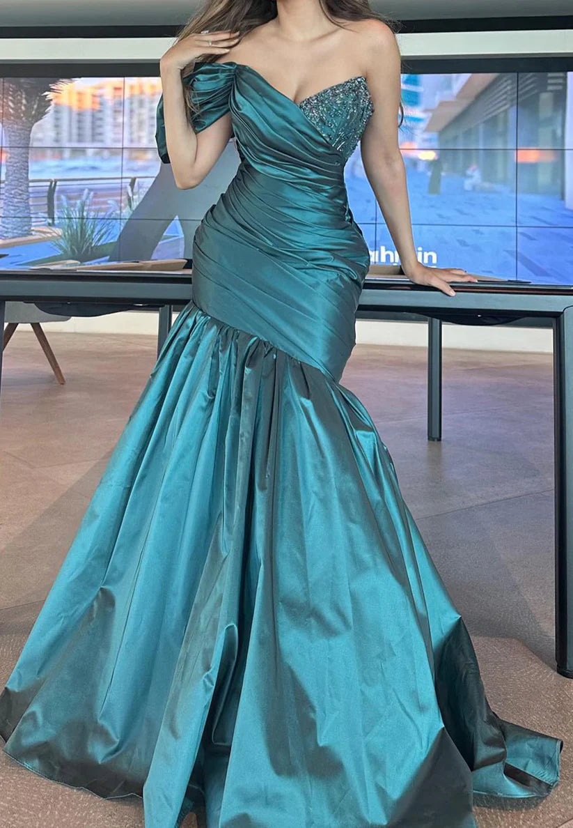 V-Neck Sleeveless Pleated Mermaid Formal Dress simple gentle atmospheric and unique desi Bring summer colors to enhance whiteness