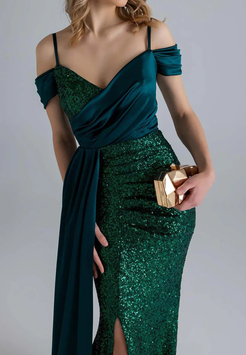 V-Neck Spaghetti Straps Sequins Side Slit Sheath Formal Dress simple gentle atmospheric and unique desi Bring summer colors to enhance whiteness