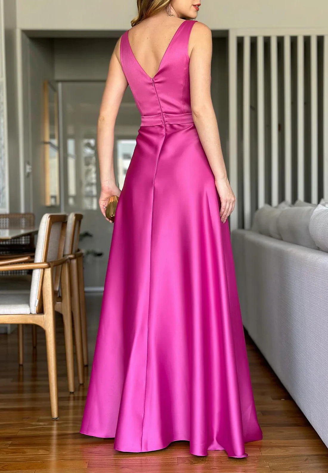 V-Neck Straps Sleeveless Evening Dress Sleek Side Slit A-Line Mother of Bride Dress simple gentle atmospheric and unique desi Bring summer colors to enhance whiteness