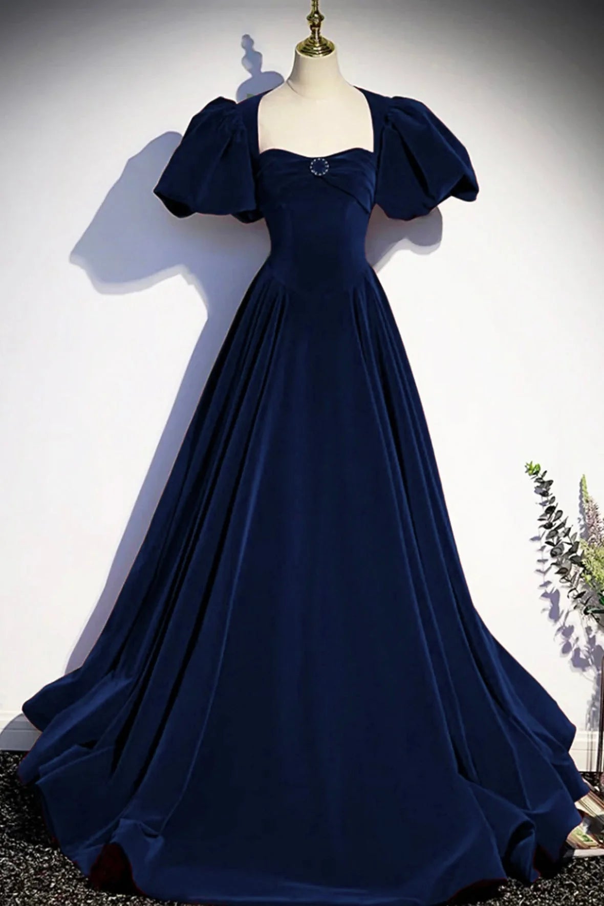 Velvet Floor Length Prom Dress Elegant Short Sleeve Evening Party Dress simple gentle atmospheric and unique desi Brin