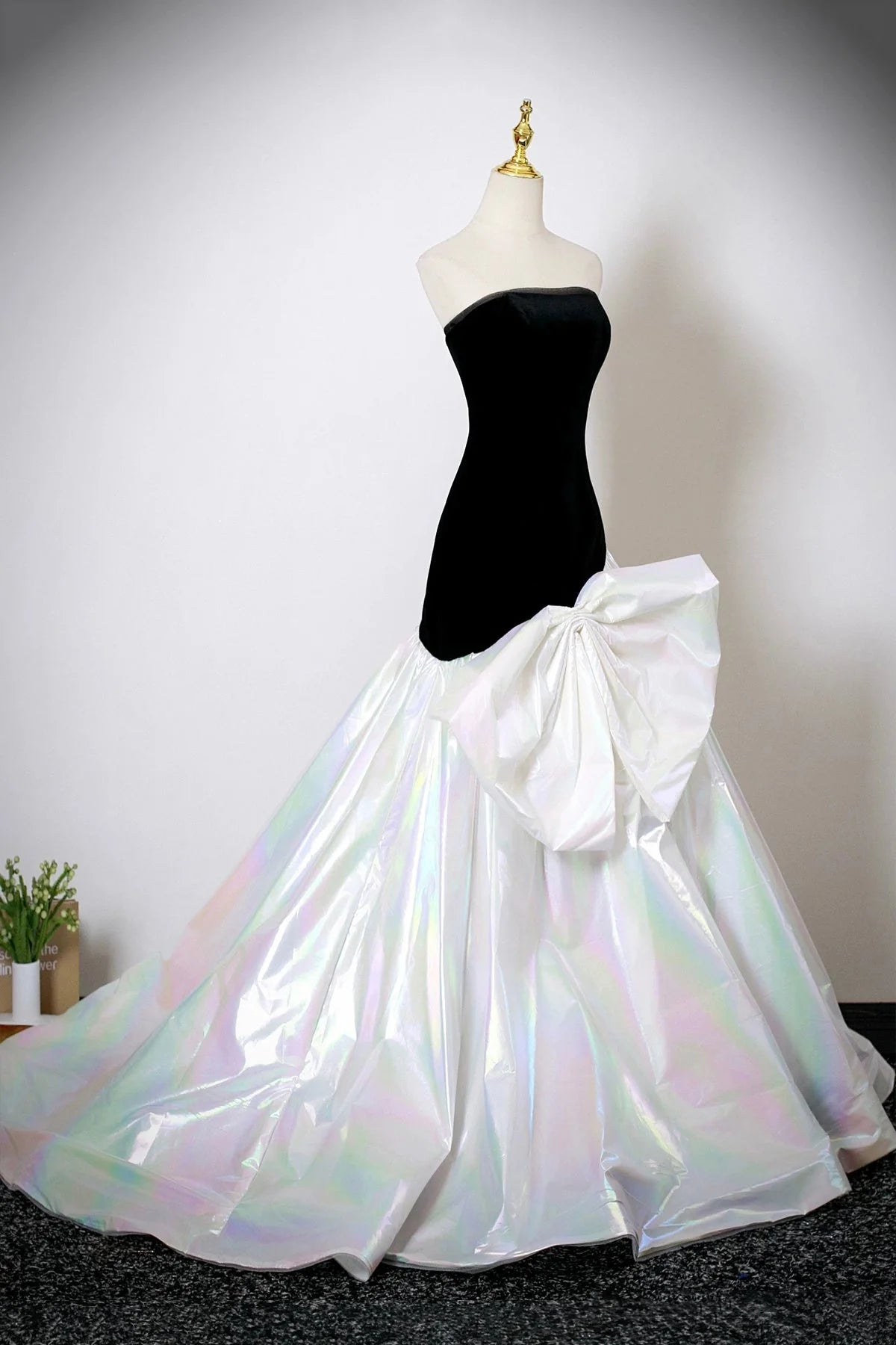Velvet and White Colorful Satin Long Mermaid Strapless Prom Dress simple gentle atmospheric and unique desi Brin