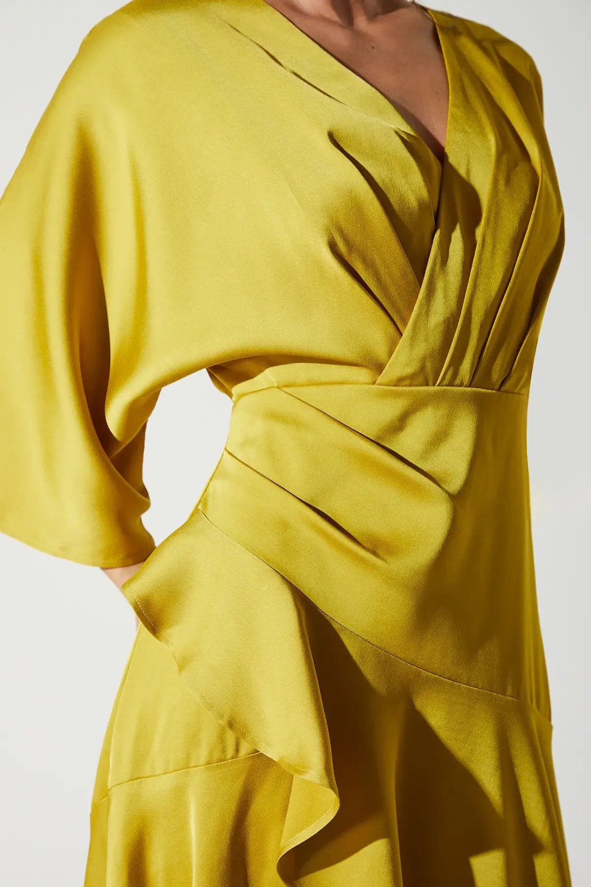 Vibrant Ruffled A-Line V Neck Bell Sleeve Keyhole Back Asymmetrical Midi For Ladies Prom Dress