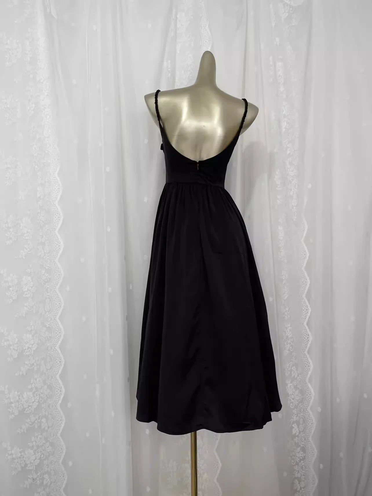 Vintage A line Spaghetti Straps Black Vacation Dress Satin Birthday Dresses simple gentle atmospheric and unique desi Bring summer colors to enhance whiteness