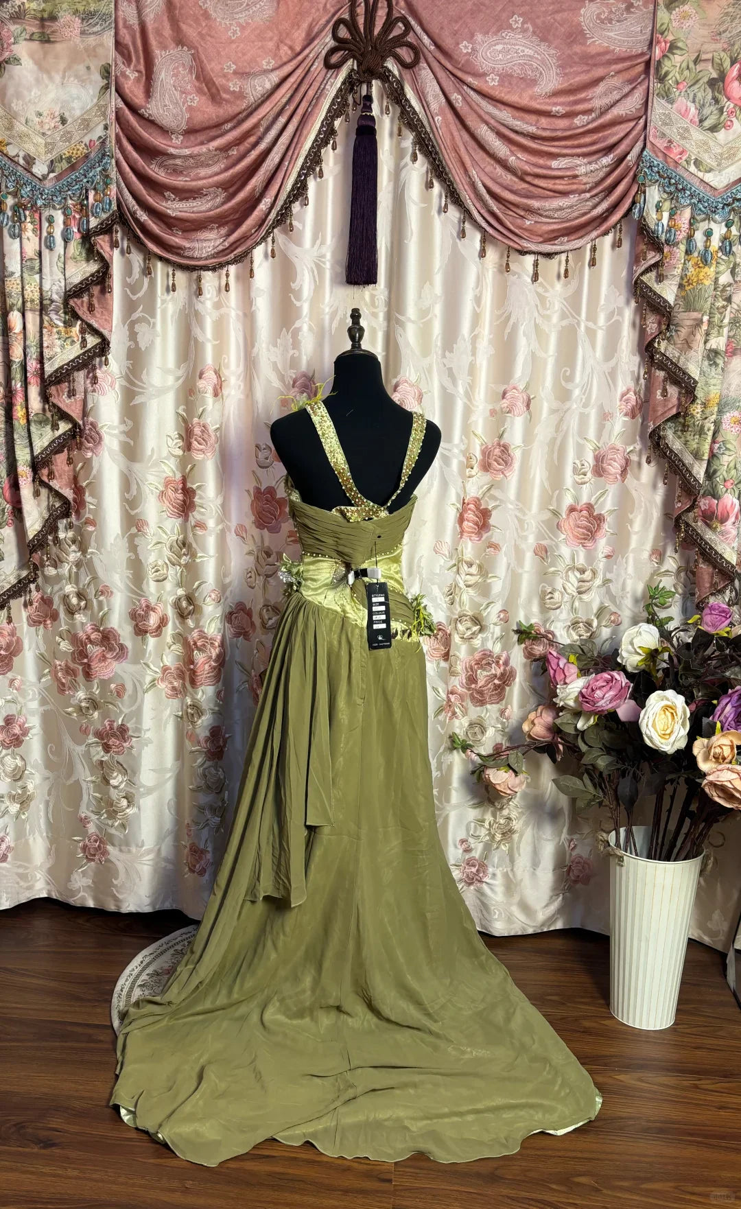 Vintage Dreamy Green A Line Strap Beaded Floral Chiffon Prom Dress Evening Dress Formal Dress simple gentle atmospheric and unique desi Bring summer colors to enhance whiteness