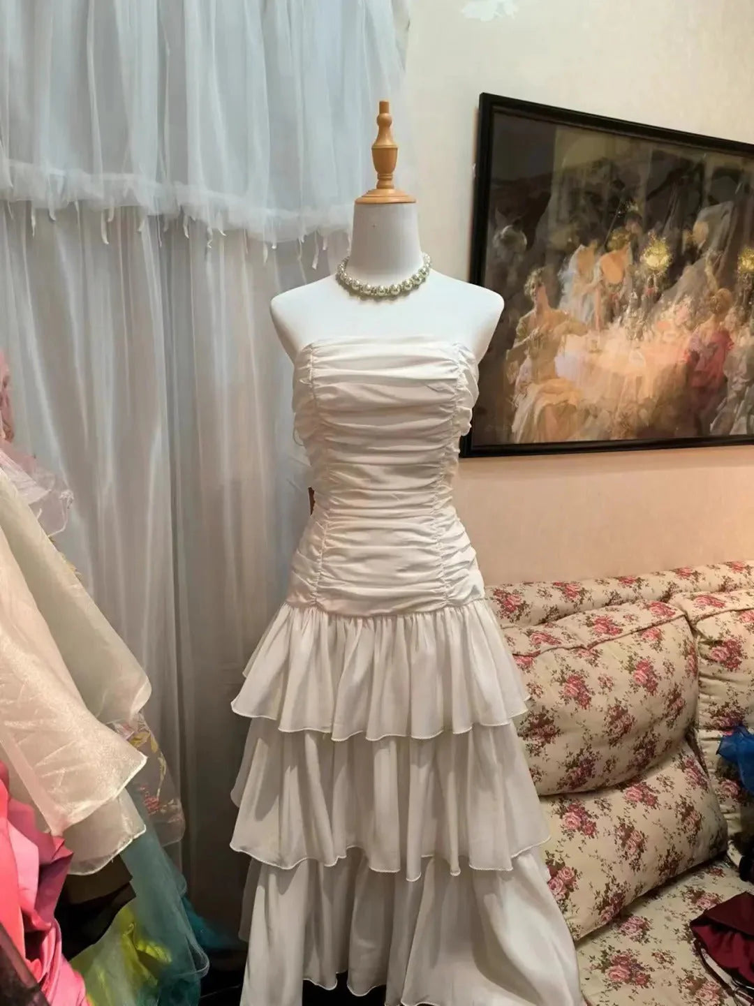 Vintage Elegant Strap Short Tiered Satin Homecoming Dress Prom Dress Evening Dress simple gentle atmospheric and unique desi Bring summer colors to enhance whiteness