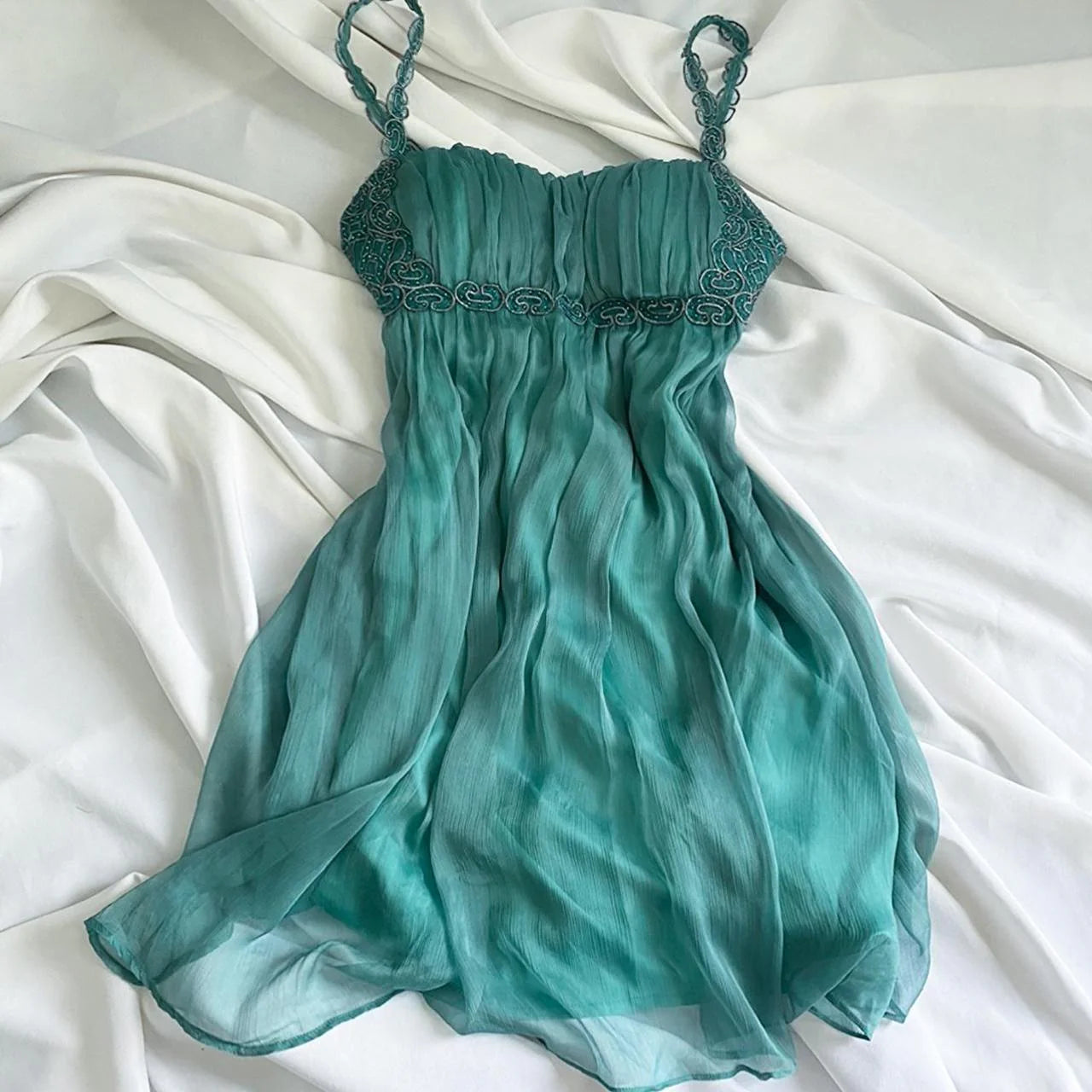 Vintage Fairy Beaded Short Chiffon Homecoming Dress simple gentle atmospheric and unique desi Bring summer colors to enhance whiteness