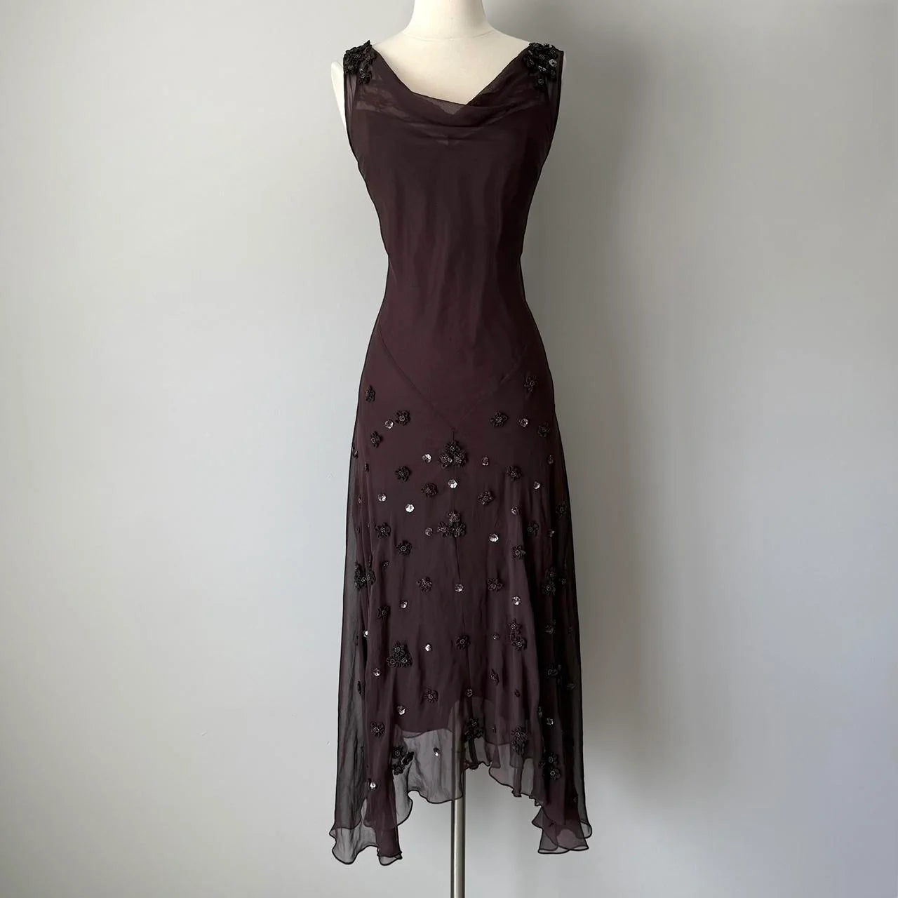 Vintage Gorgeous Elegant Exquisite Floral Beading Long Chiffon Homecoming Dress simple gentle atmospheric and unique desi Bring summer colors to enhance whiteness