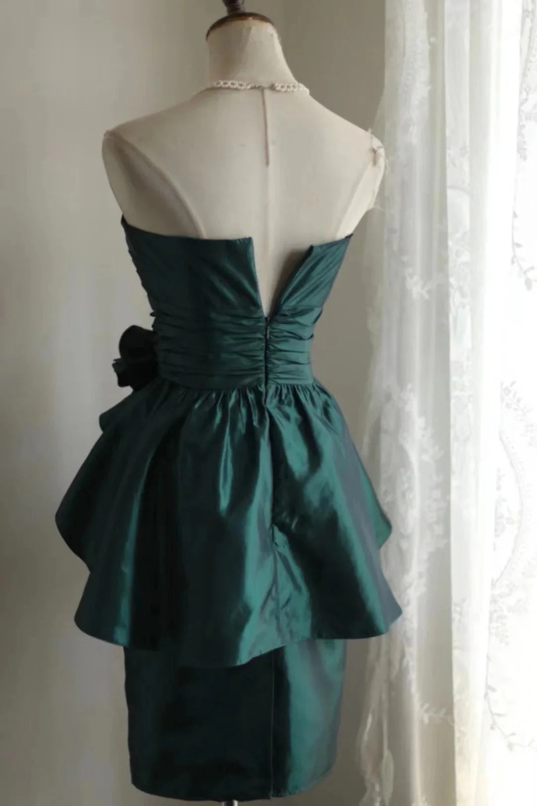 Vintage Short Party Dress Cocktail Dresses Homecoming Dress simple gentle atmospheric and unique desi Brin