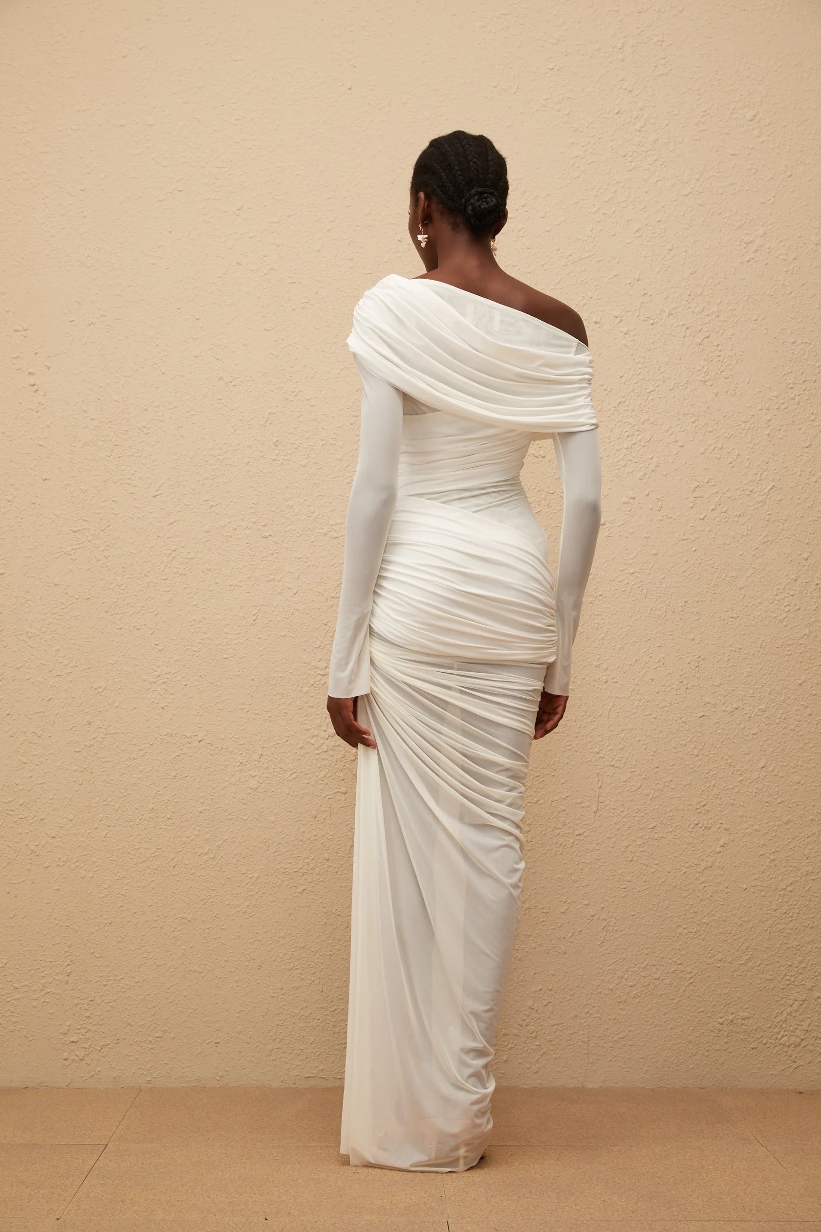 White One - Shoulder Ruched Long Sleeve Evening Gown White Asymmetrical Ruched Mesh Maxi Dress Evening Dress