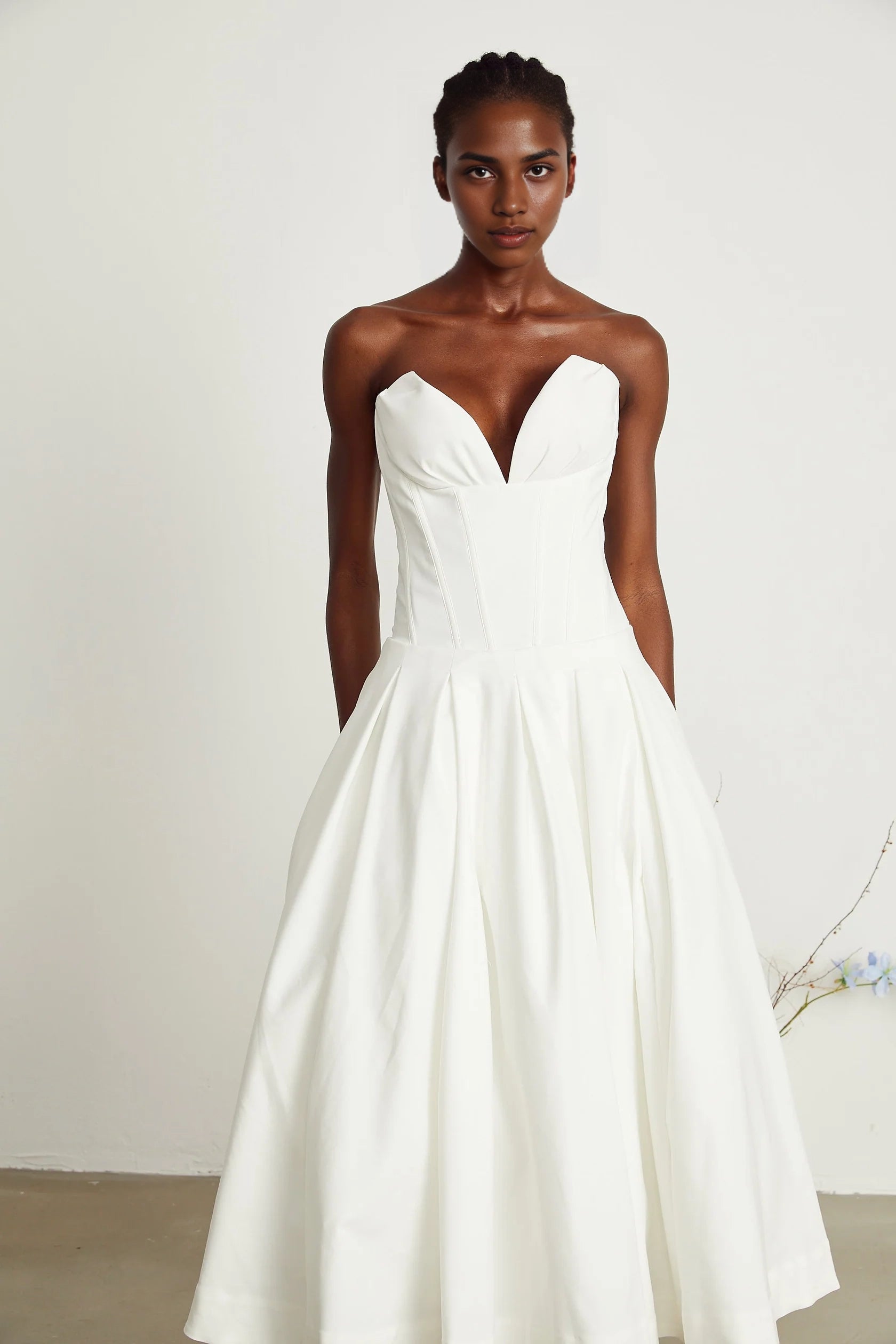 White Strapless Sweetheart Neck Midi Dress White Off-Shoulder Corset Midi Dress Evening Dress
