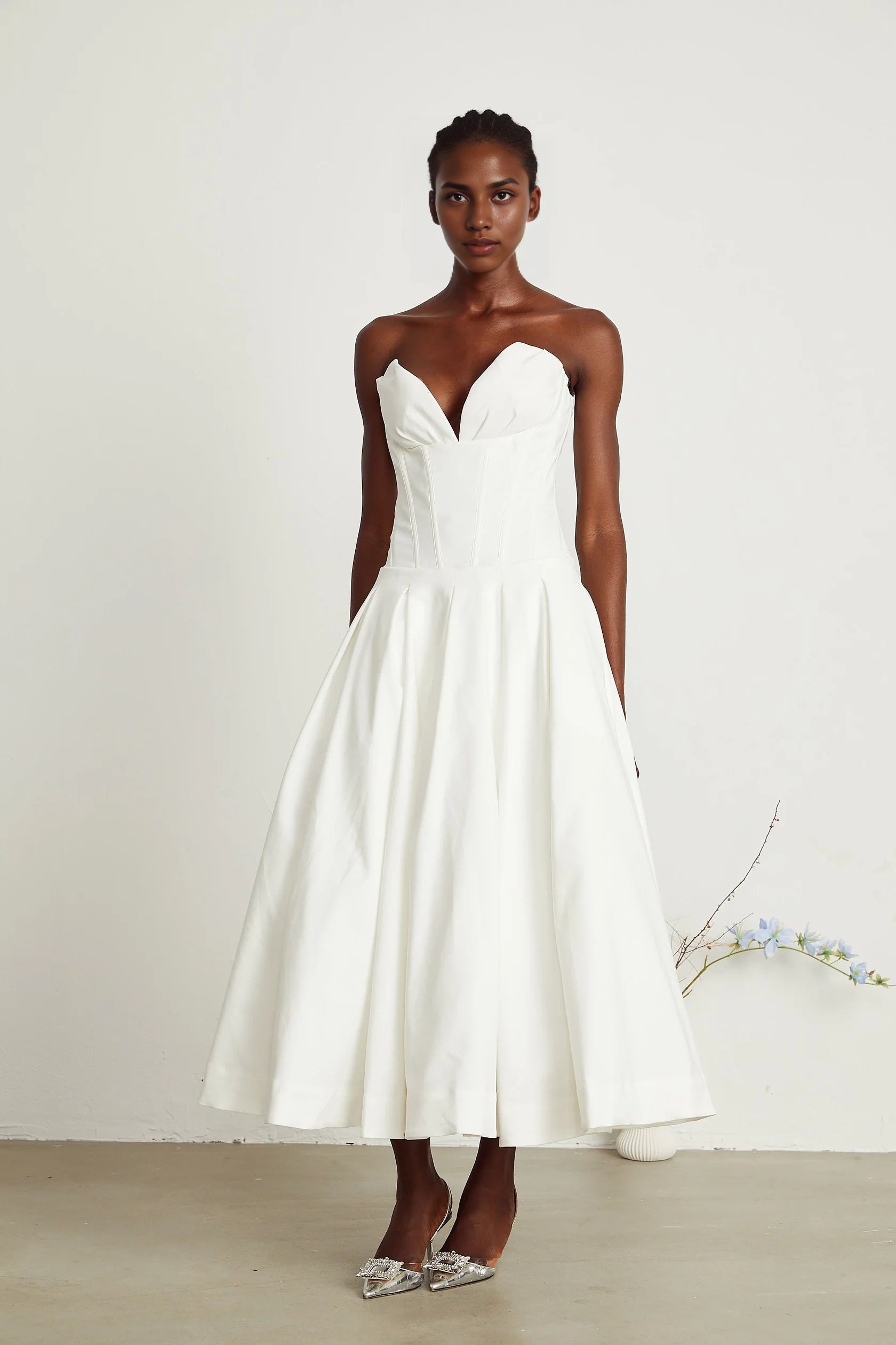 White Strapless Sweetheart Neck Midi Dress White Off-Shoulder Corset Midi Dress Evening Dress