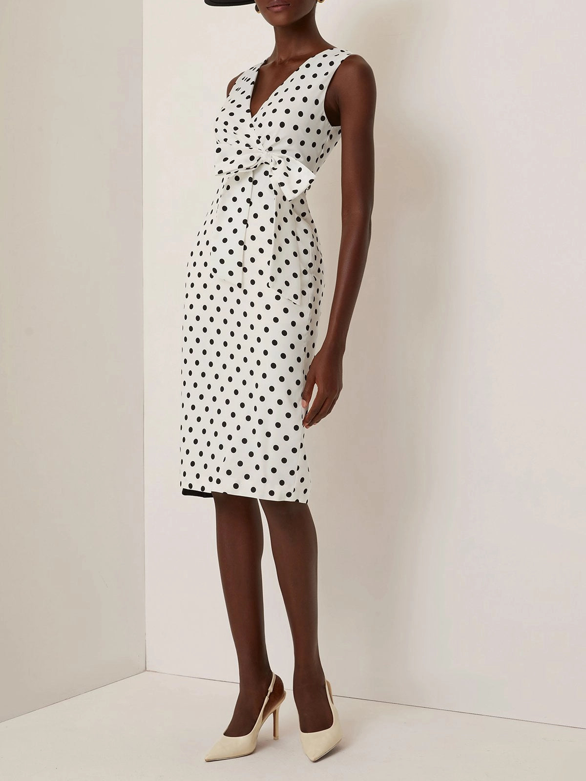 White Bow Printing Classic V Neck Sleeveless Sheath Midi Dress simple gentle atmospheric and unique desi Bring summer colors to enhance whiteness ﻿