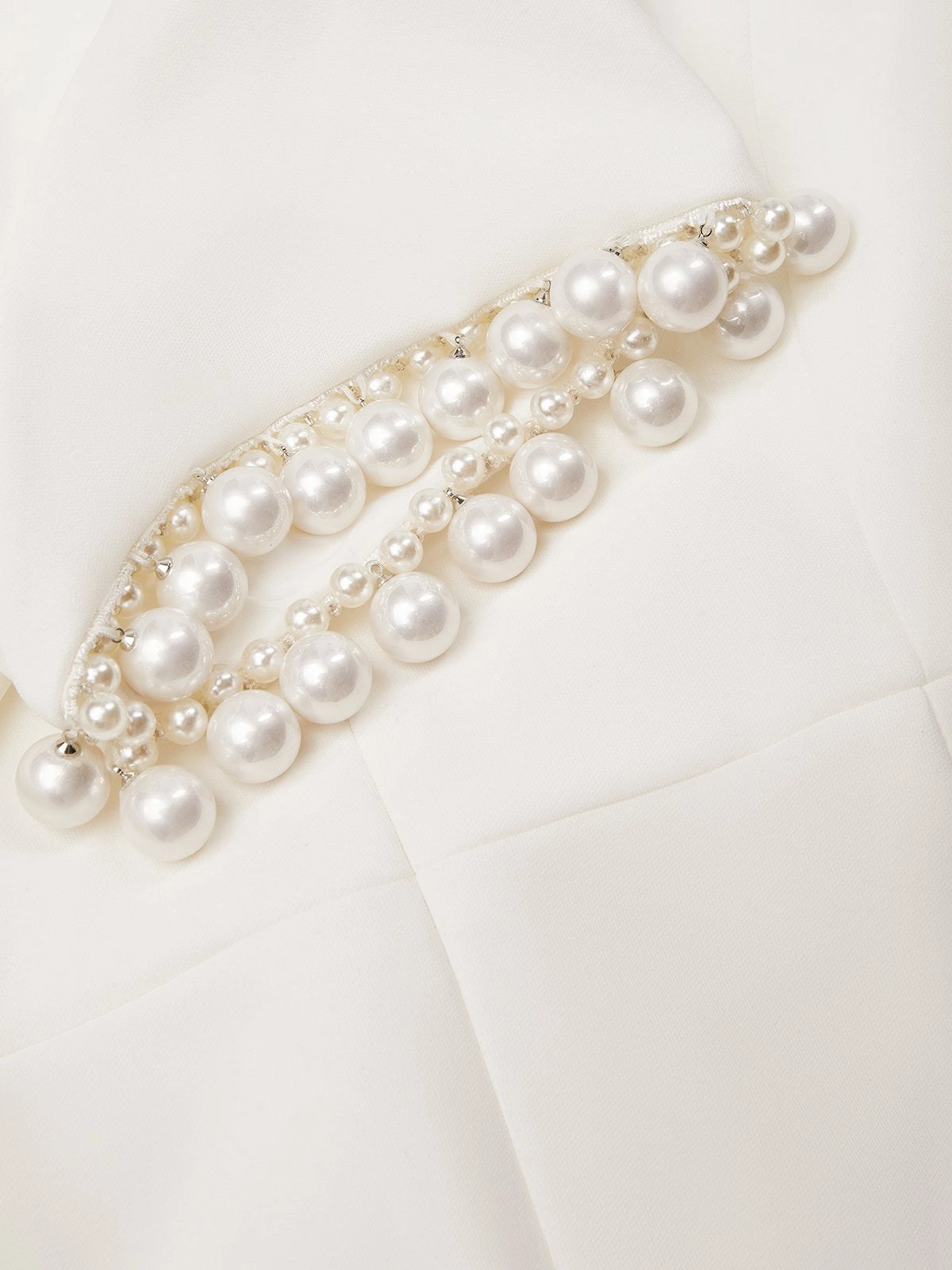 White Imitation Pearls Knot Front Classic Boat Neck Short Sleeve Sheath Midi Dress simple gentle atmospheric and unique desi Bring summer colors to enhance whiteness
