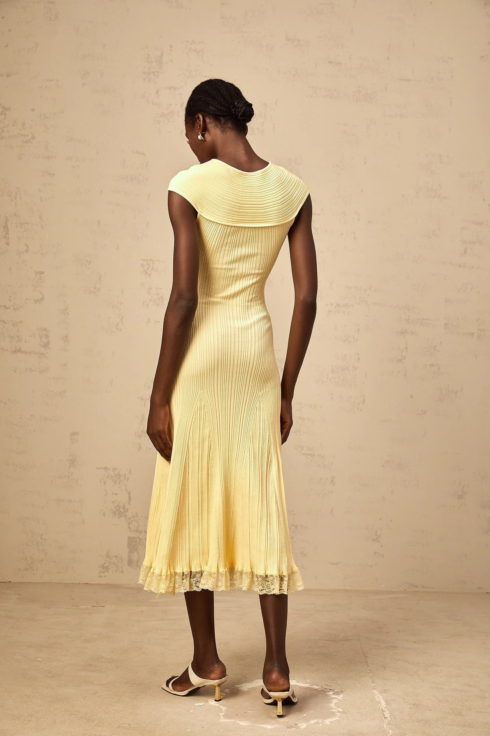 Yellow Ribbed Midi Dress with Lace Trim and Cutout Detail yellow lace-panelled rib-knit midi dress Evening Dress