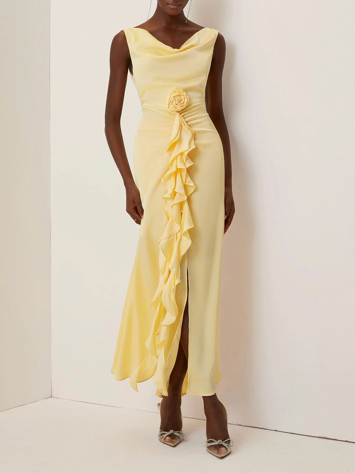 Yellow 3D Floral Peplum Satin Cowl Neck Sleeveless Mermaid Maxi Dress simple gentle atmospheric and unique desi Bring summer colors to enhance whiteness