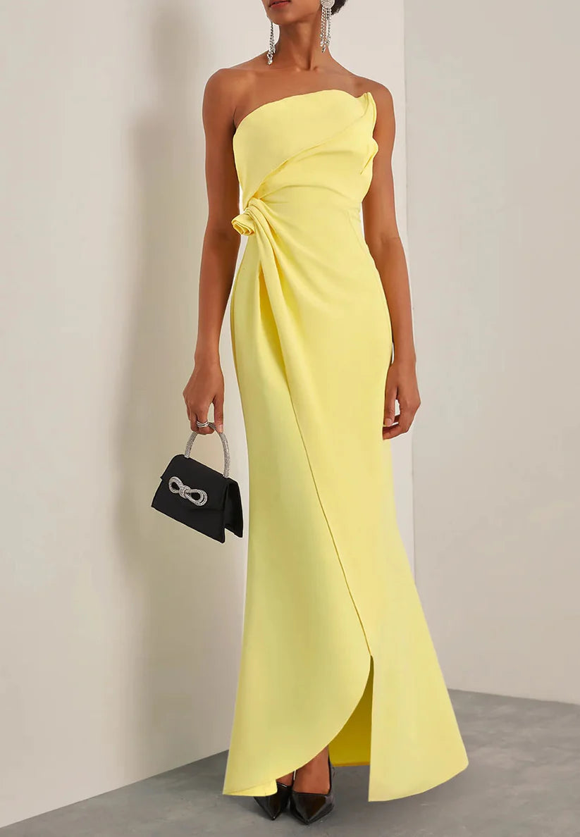 Yellow 3D Floral Ruched Strapless Sheath Gown simple gentle atmospheric and unique desi Bring summer colors to enhance whiteness