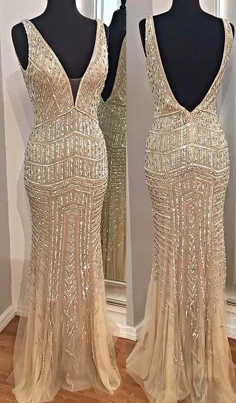 champagne deep v-neck prom dresses sexy deep v-neck evening gowns with beading backless prom party dresses  simple gentle atmospheric and unique desi Bring summer colors to enhance whiteness