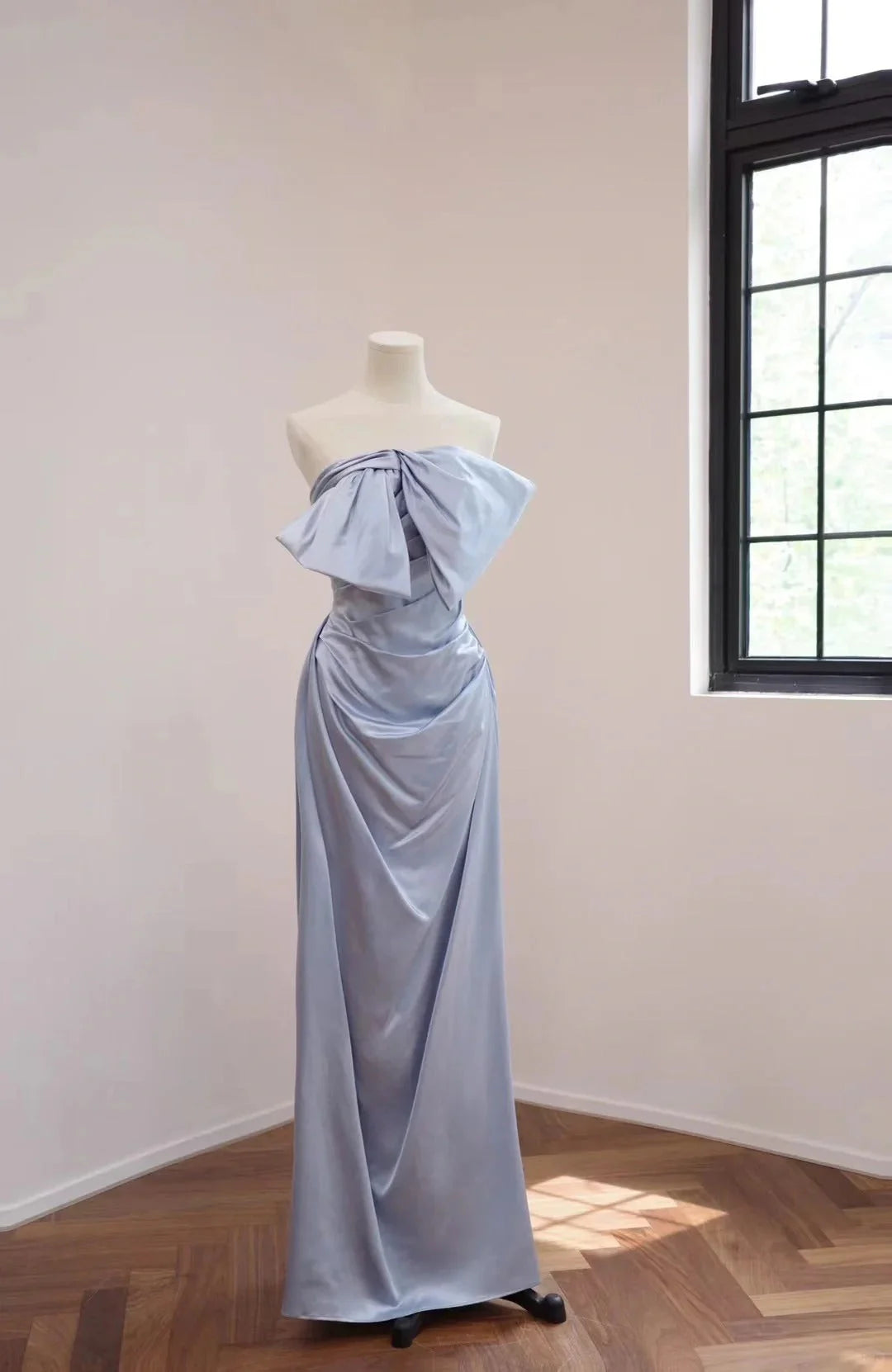 fashion long satin Prom dress evening dress simple gentle atmospheric and unique desi Bring summer colors to enhance whiteness ﻿