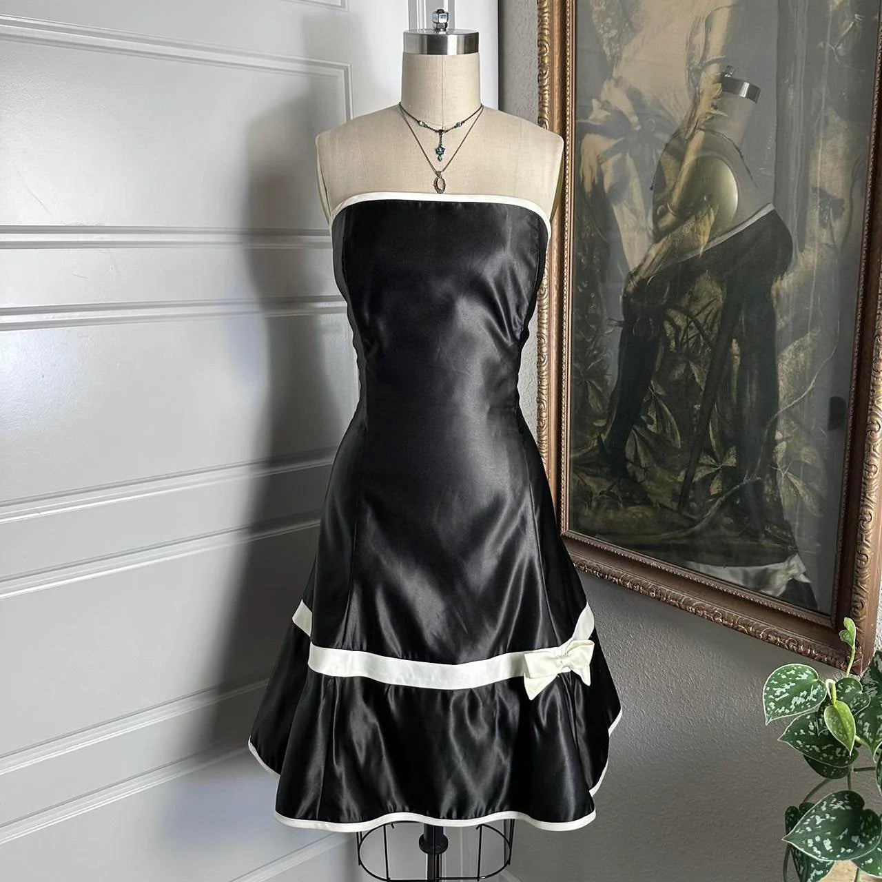 retro slim black with white bow tie short formal cocktail dress short homecoming simple gentle atmospheric and unique desi Bring summer colors to enhance whiteness