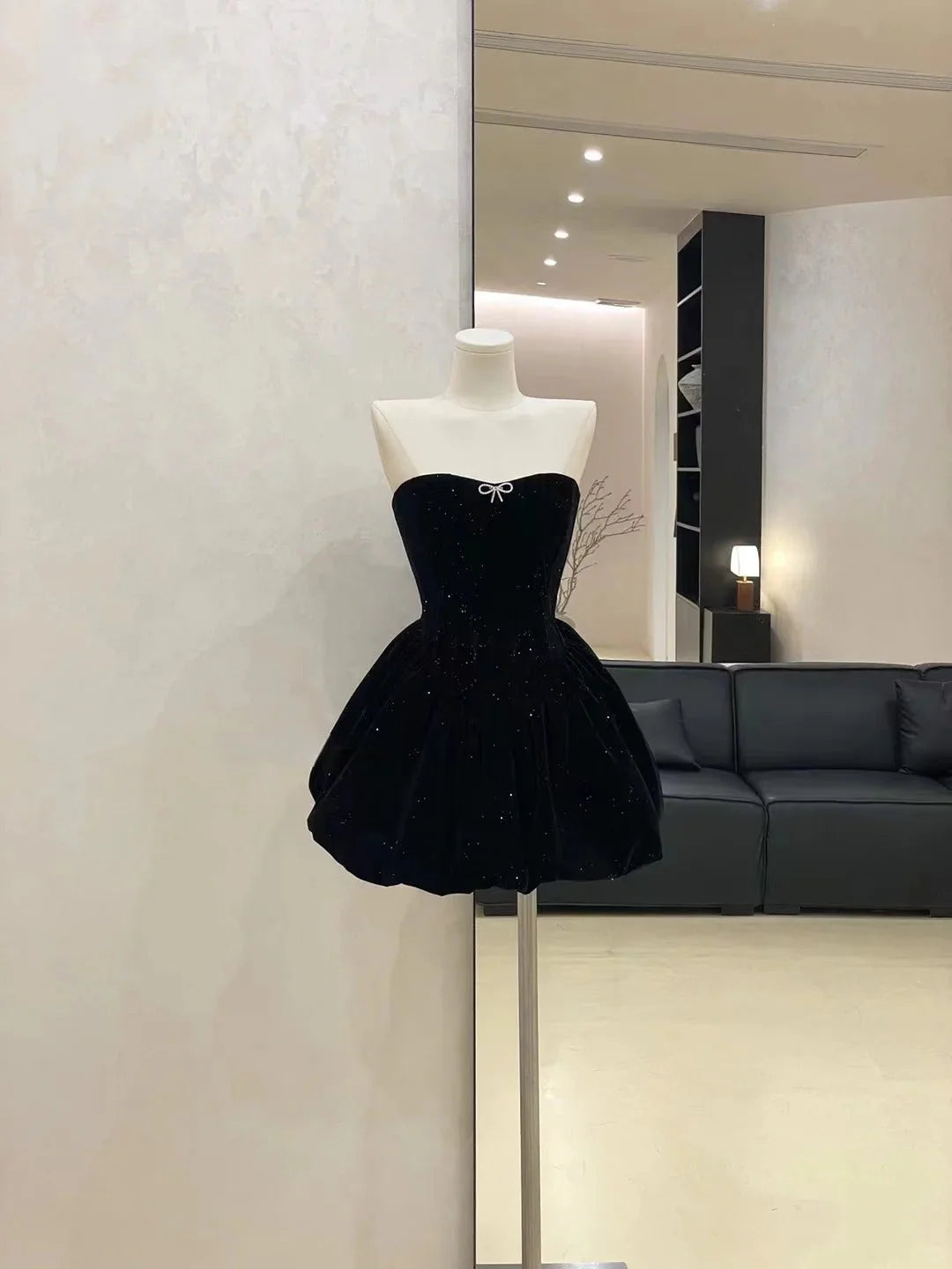 shiny homecoming dress short velvet prom dress simple gentle atmospheric and unique desi Bring summer colors to enhance whiteness