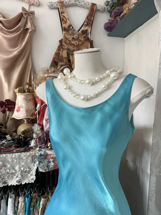 vintage fashion beautiful long tulle prom dress simple gentle atmospheric and unique desi Bring summer colors to enhance whiteness